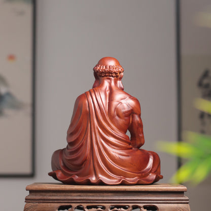 รูปปั้นตั๊กม้อนั่งสมาธิ แกะสลักจากไม้หอม